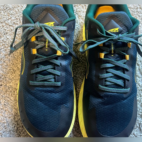 Altra Trail Running shoes - Picture 3 of 12